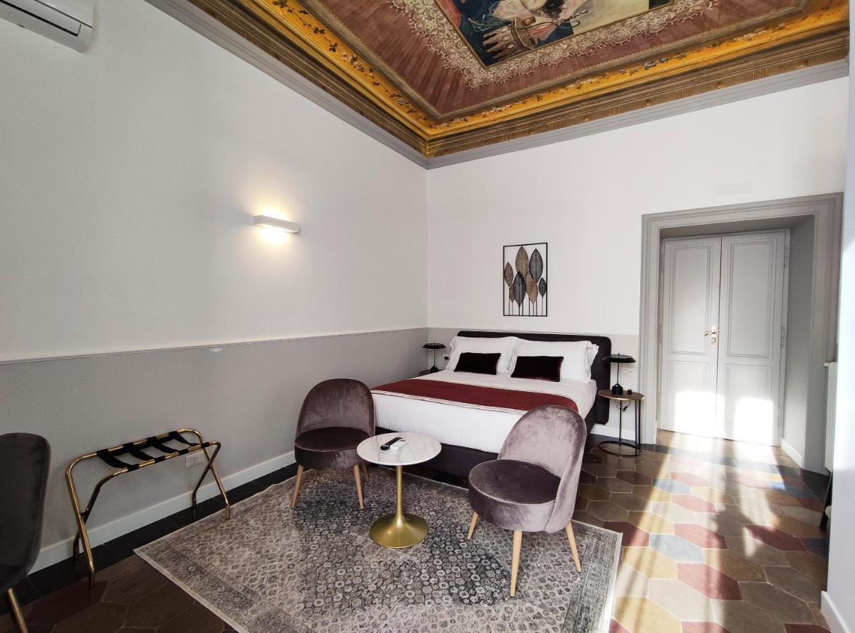 Visconti Suites By Fna Hospitality Roma Exterior foto